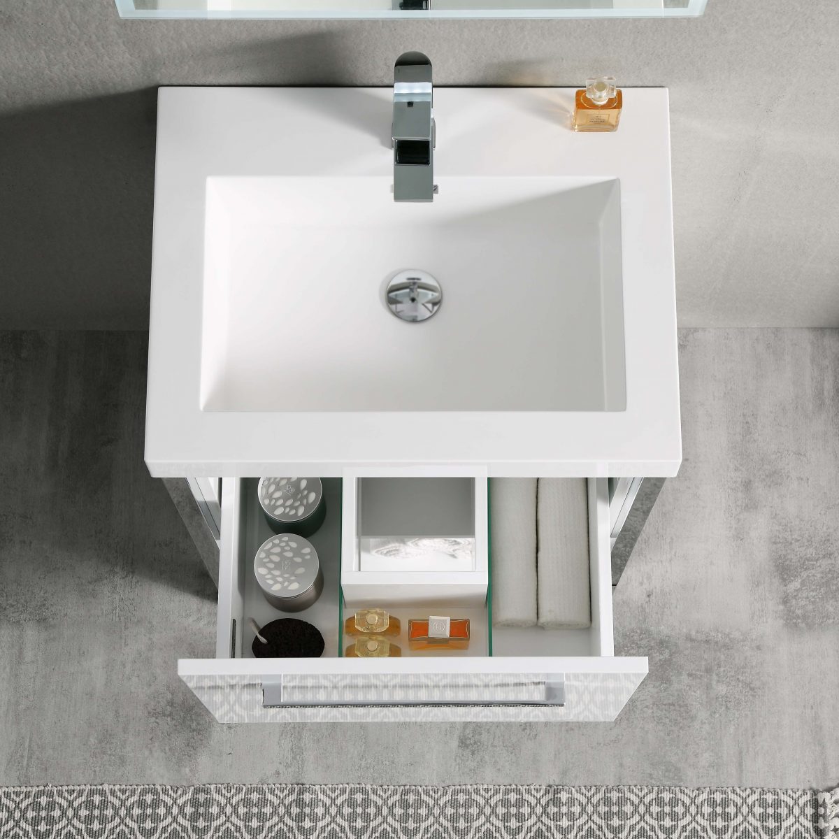 Riga 24" Bathroom Vanity #size_24" #color_glossy white