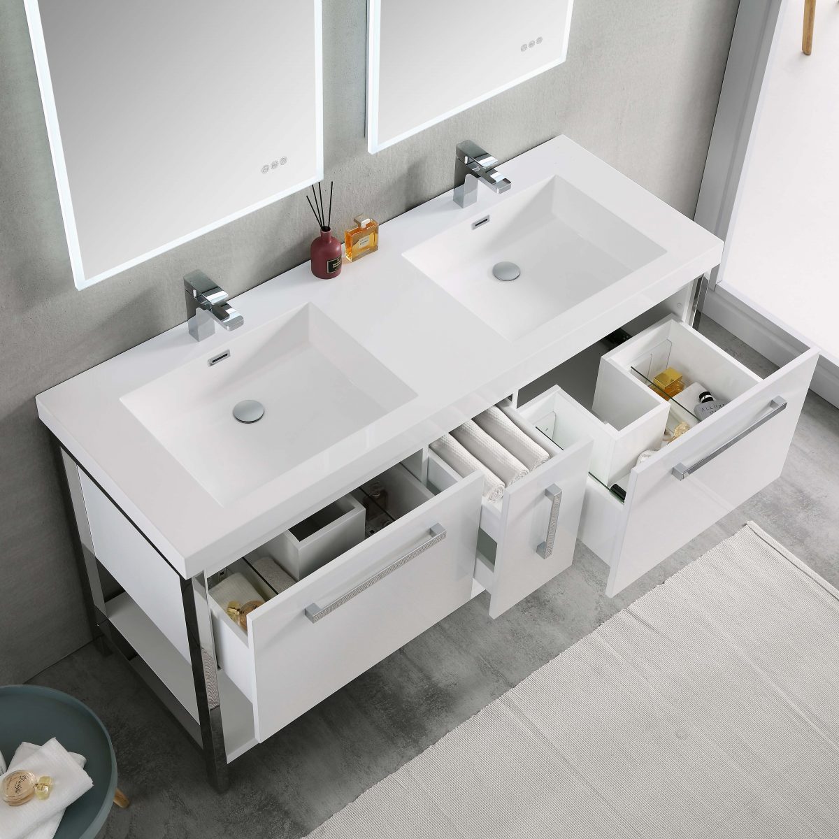 Riga 60" Bathroom Vanity  #size_60"   #color_glossy white
