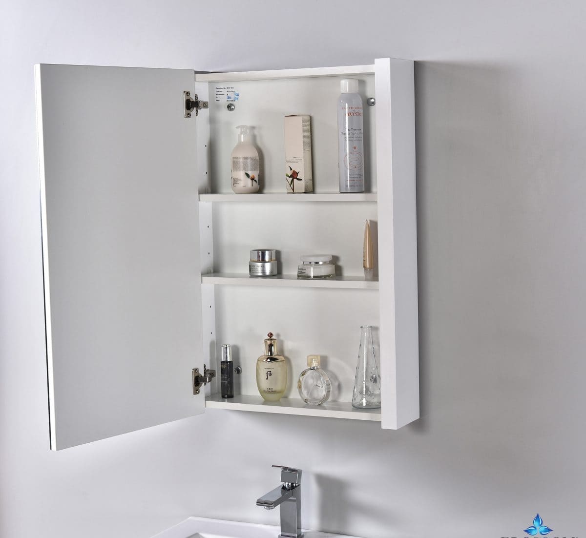 Milan 24" Medicine Cabinet  #size_24"  #color_glossy white