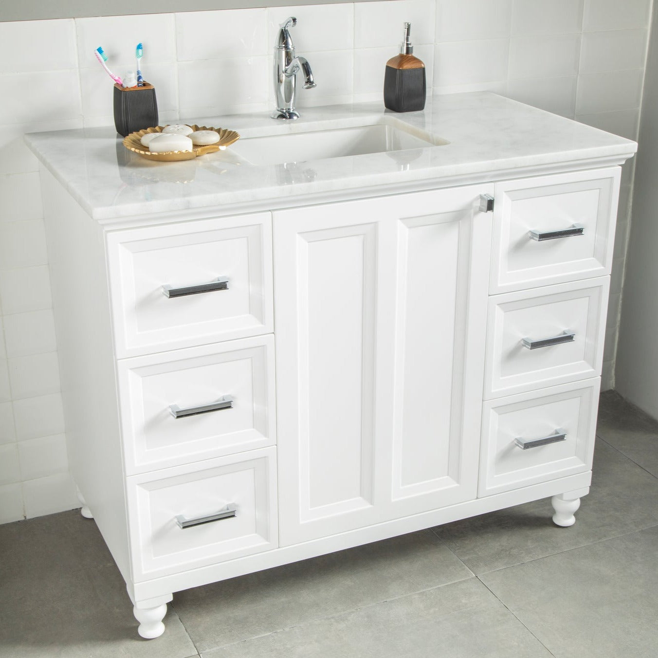 Isabel  Bathroom Vanity Homelero 42" #size_42" #color_white